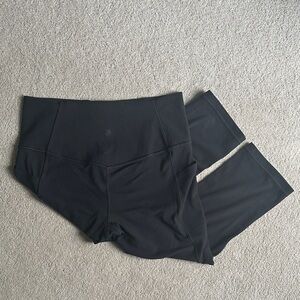 Athleta Salutation Capri - size MP